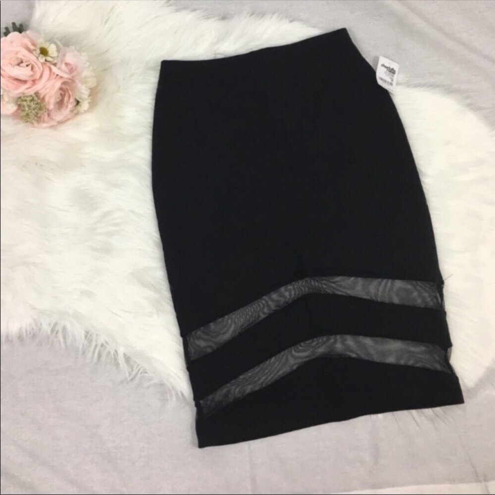 🎀 NWT Charlotte Russe Black Chevron Pencil Skirt
